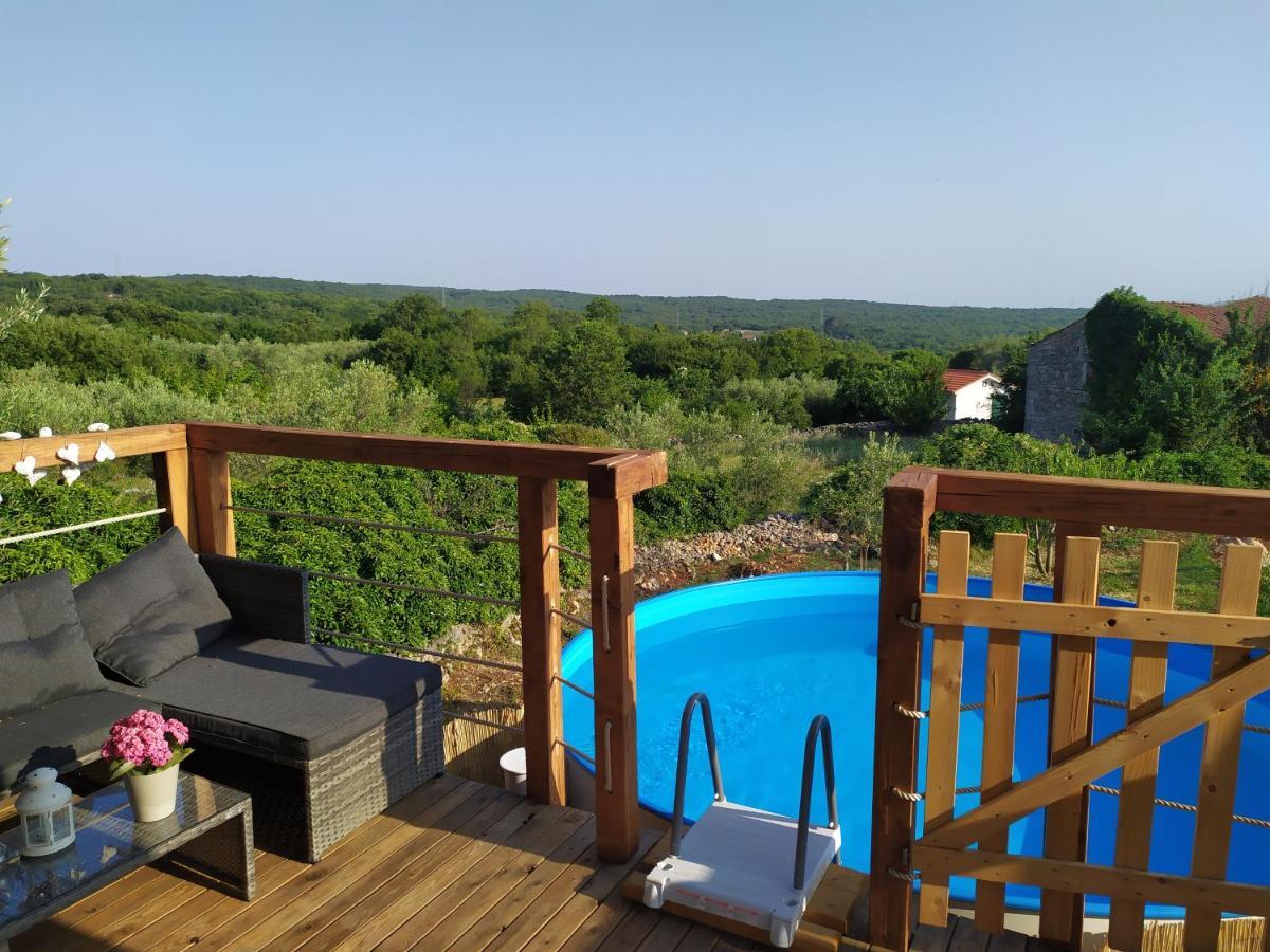 Prima Insula Glamping Hotel Brusici Luaran gambar